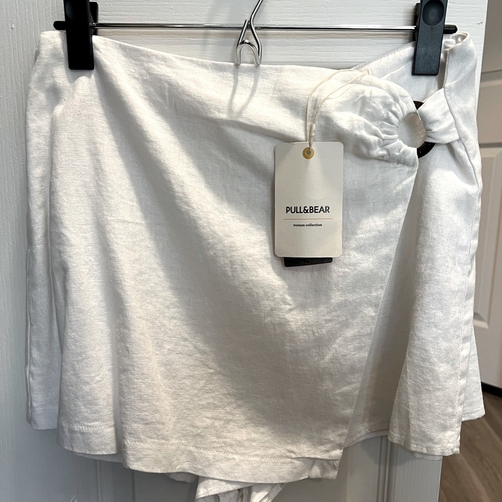 Pull & Bear White Linen Skort size L